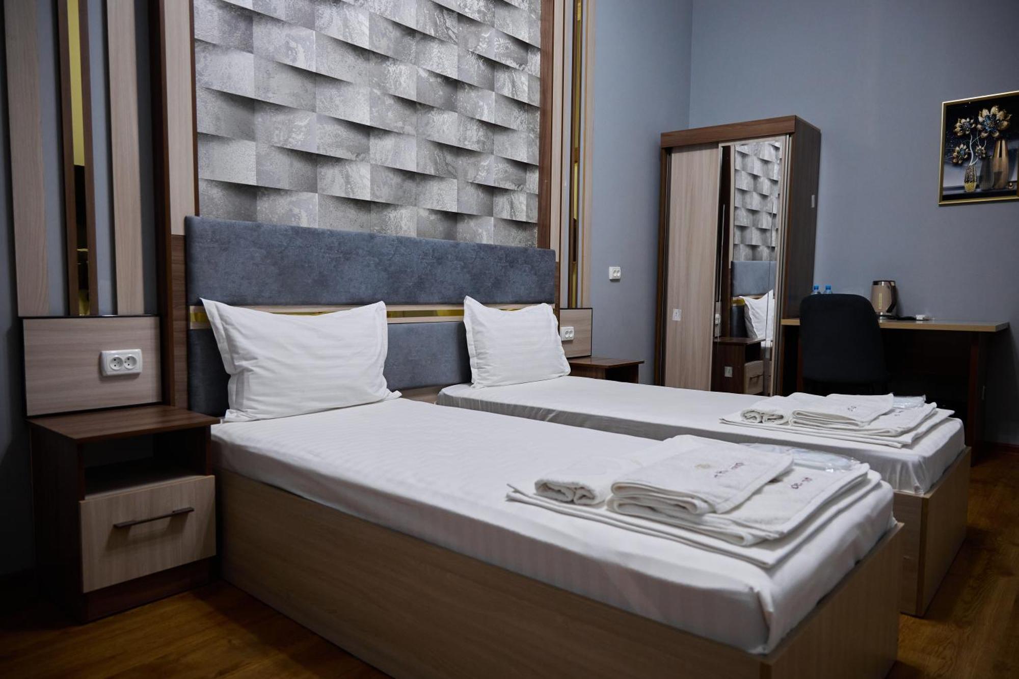 Art Garden Hotel Tashkent Bagian luar foto