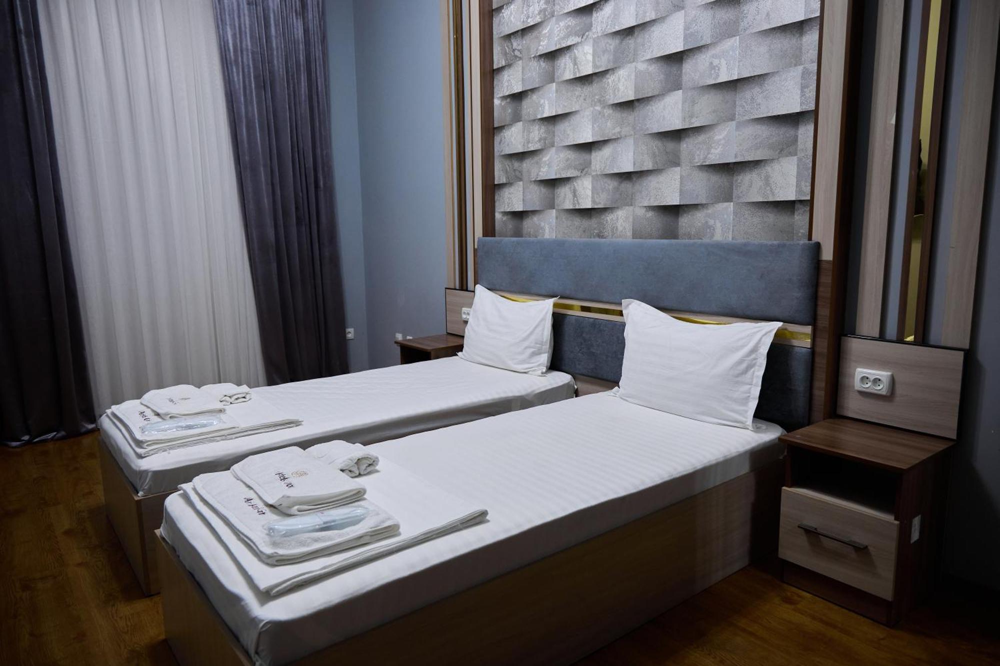 Art Garden Hotel Tashkent Bagian luar foto