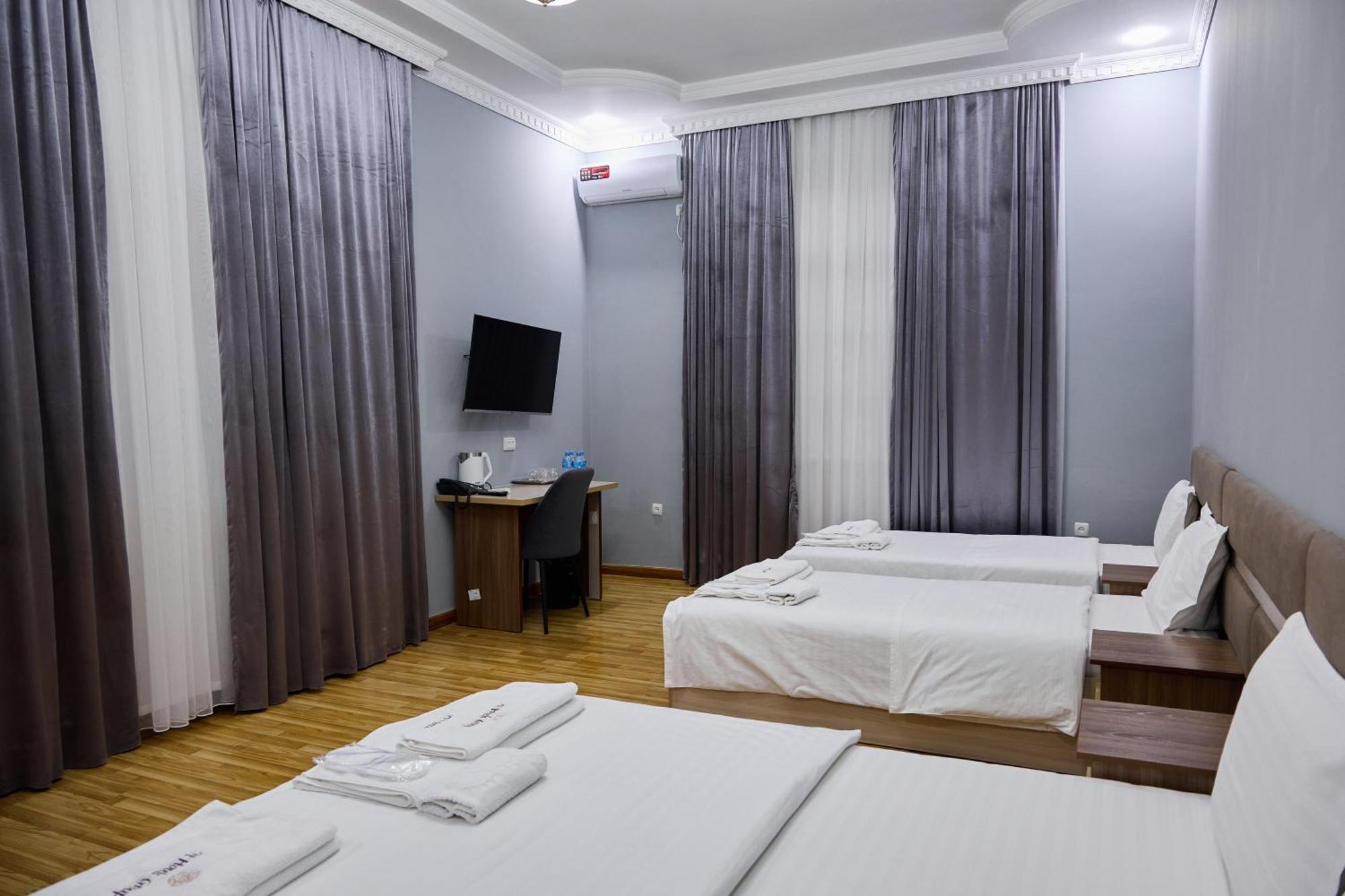 Art Garden Hotel Tashkent Ruang foto