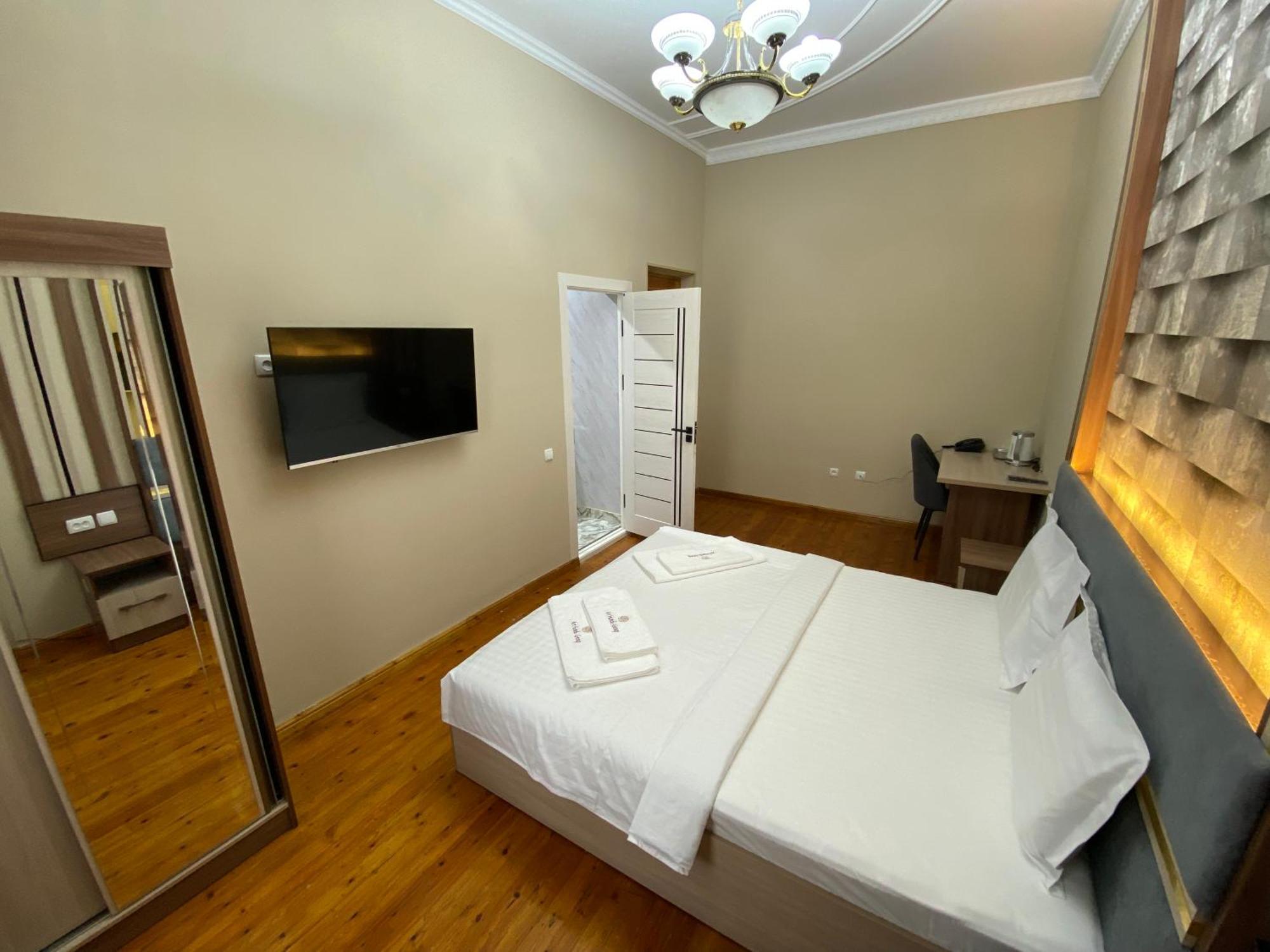 Art Garden Hotel Tashkent Bagian luar foto